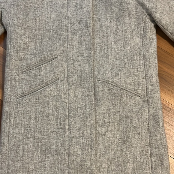 J. Crew Cocoon Coat in Stadium Wool, size 2 - Picture 4 of 11